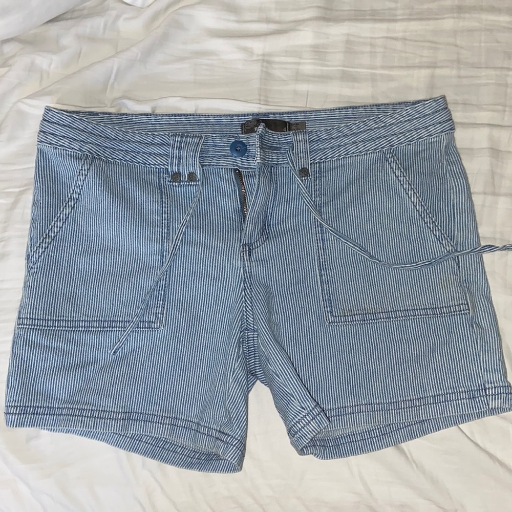 Prana navy/white stripe size 4 shorts